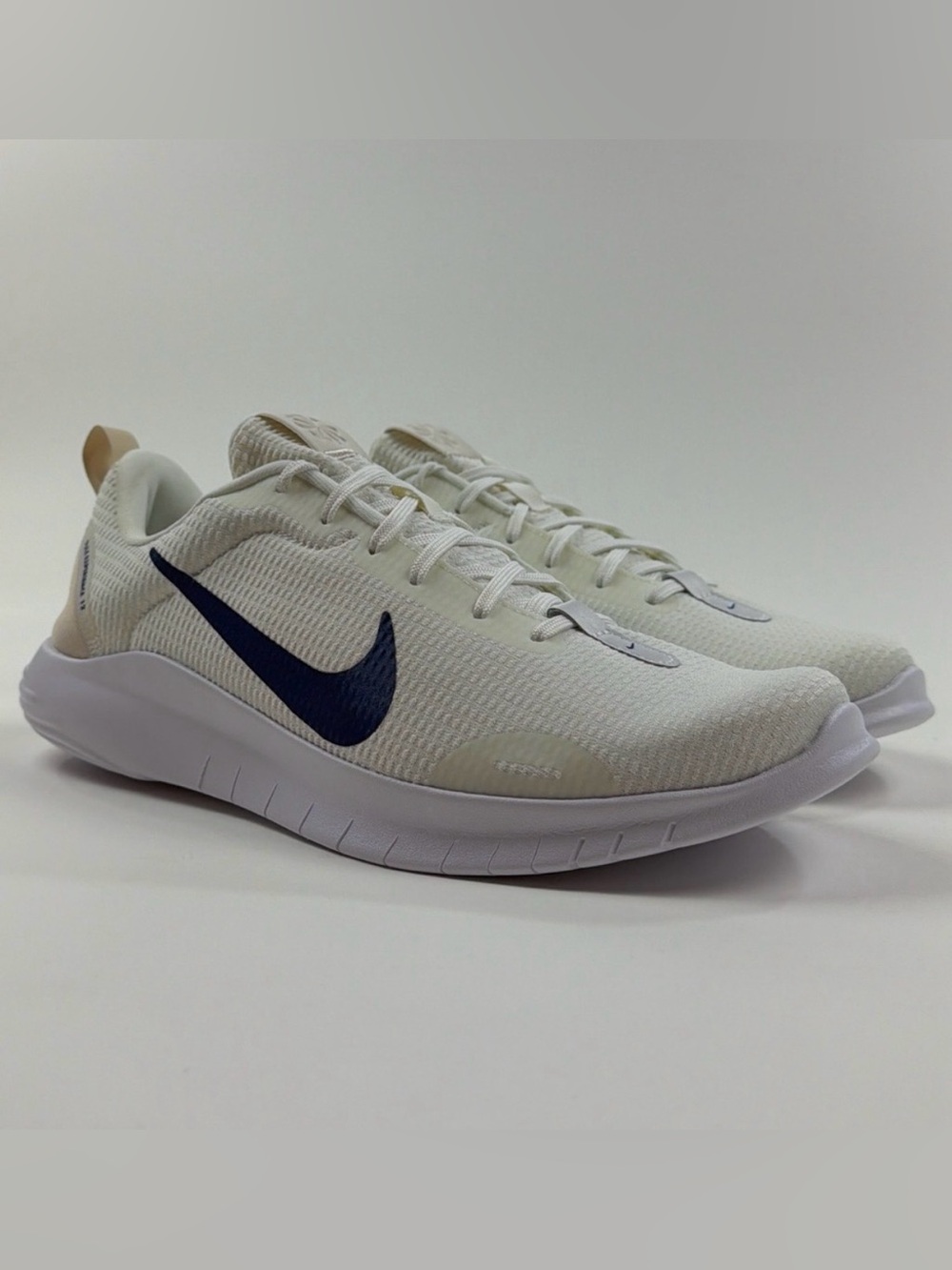Nike Flex Experience RN 12 Mens Size 9 White Shoes Running Athletic DV0740-103